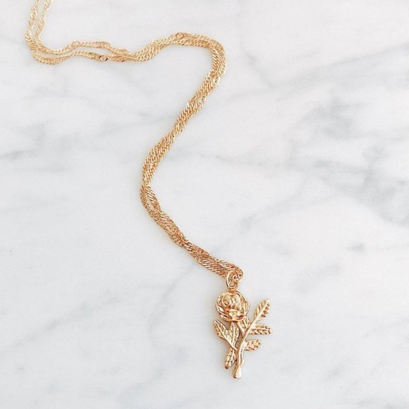 4/$30 Vintage Rose Necklace - Picture 3 of 4